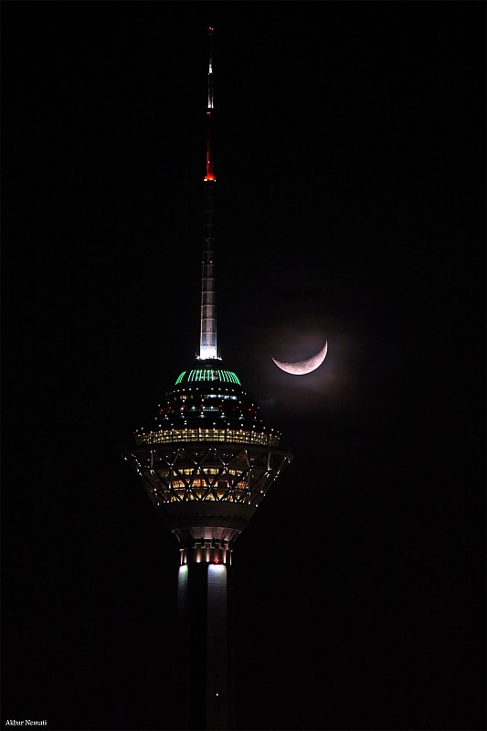 in نجومی ( ميدان ديد باز) عکاس : نعمتی Milad tower